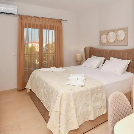 Velizarius Villa